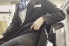 お金欲しさに裸を晒すOLちゃん