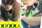 【集荷客胸チラ】再来店美女/胸元を覗いたら乳首まで丸見えでした【パンチラ/胸チラ】