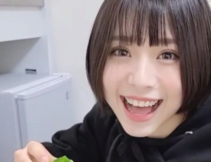 超会いたかった敏感の童顔美女を突きまくり放心状態。至福のひと時だった・・・【お家デート】